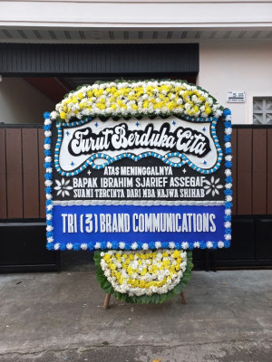 Papan Bunga Duka di Tosa